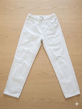 Zara White High Waisted Straight Leg Jeans Distressed Denim Size 13/14